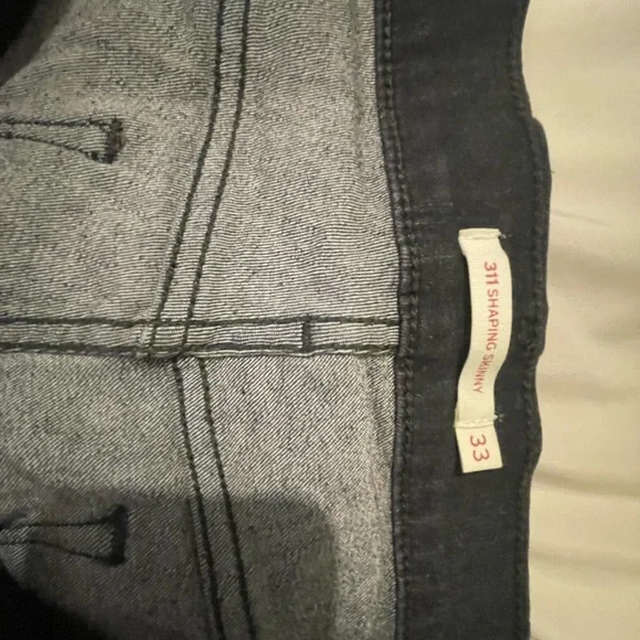 Women's Black Skinny Jeans 311 Shaping Skinny Levi Strauss - Picture 5 of 6